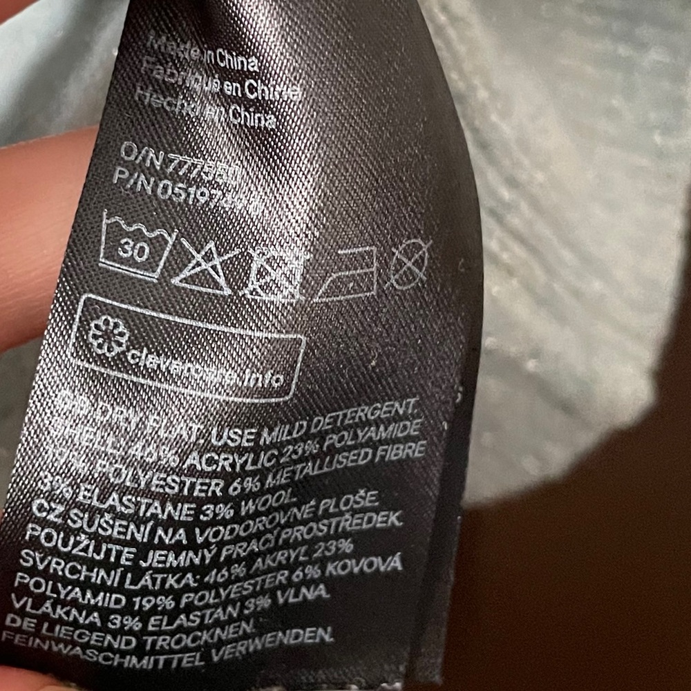 H&M Sparkly Thread Sweater - Picture 7 of 7